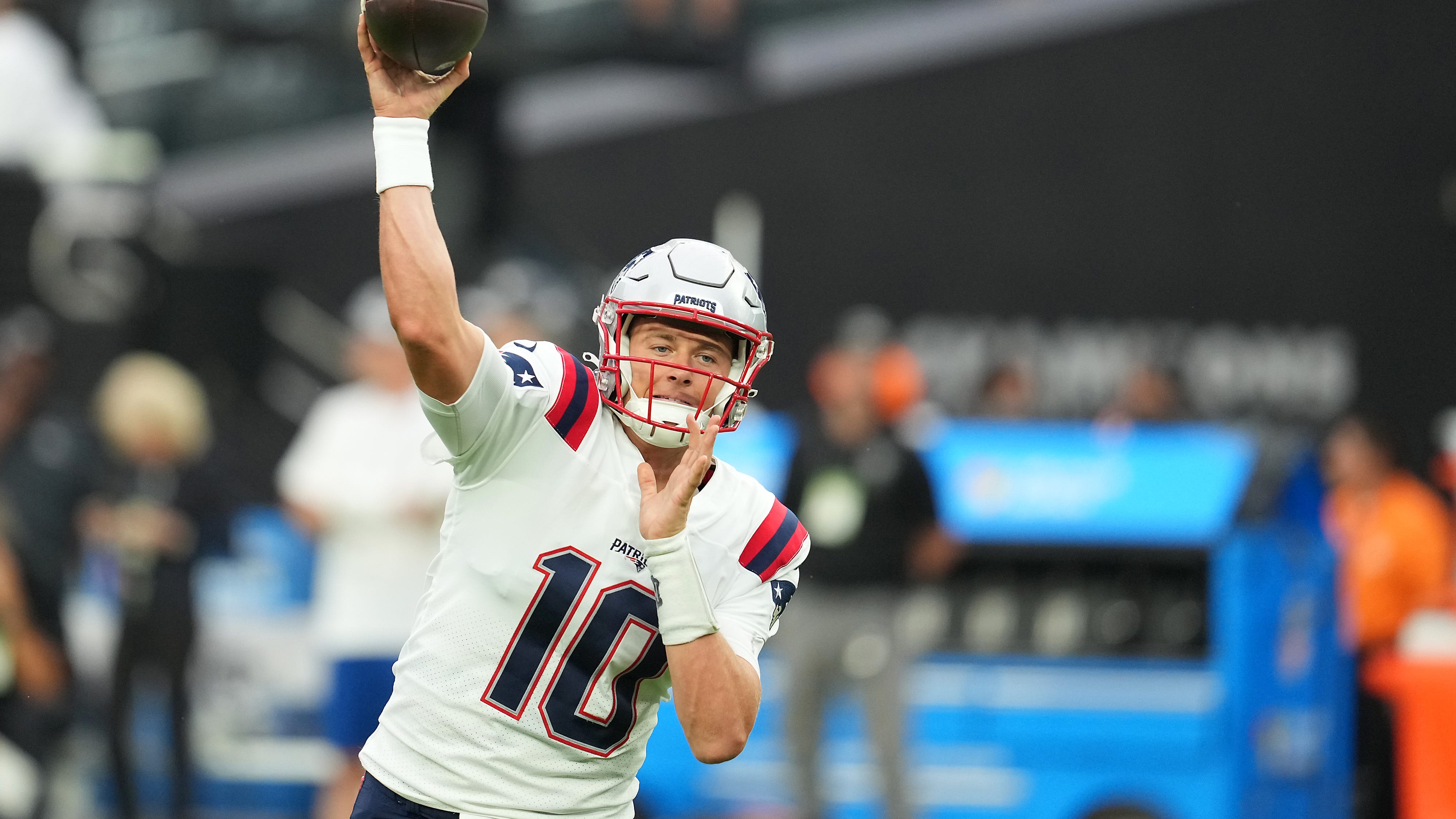 Vince Wilfork explains why he thinks Mac Jones will have a breakout season