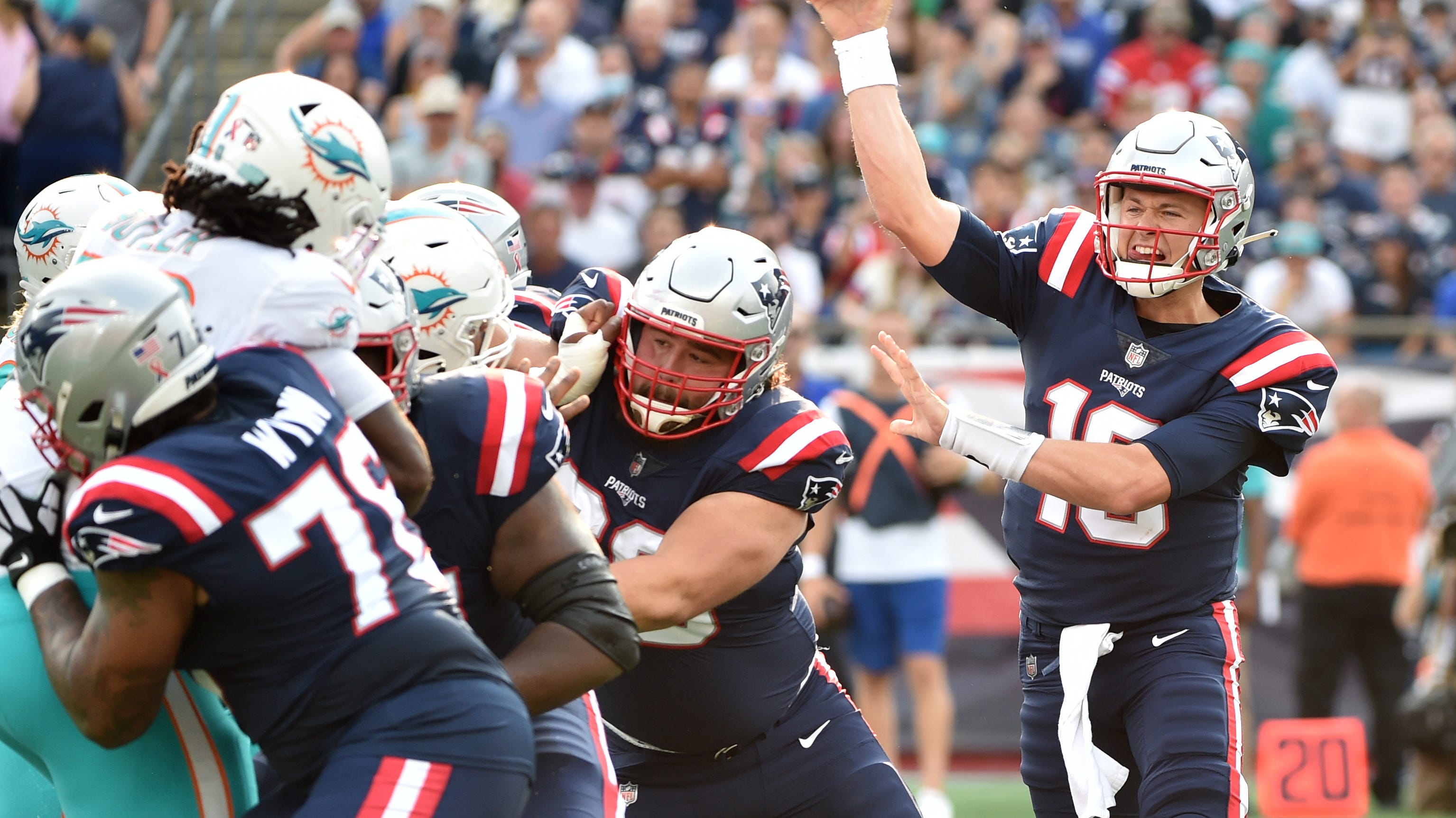 Mac Jones won his NFL debut even if the Patriots didn’t