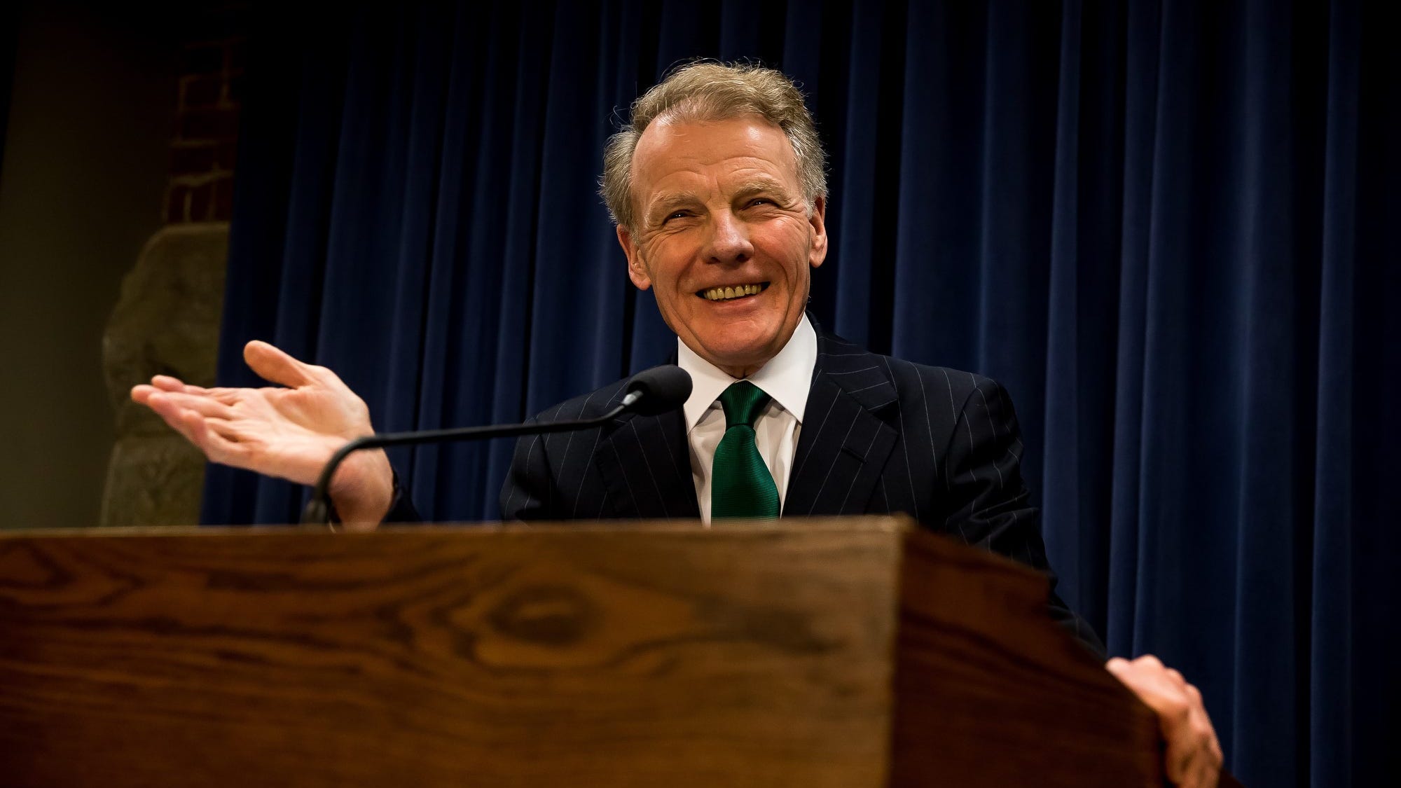 Michael Madigan resigns as Illinois Democratic Party chairman