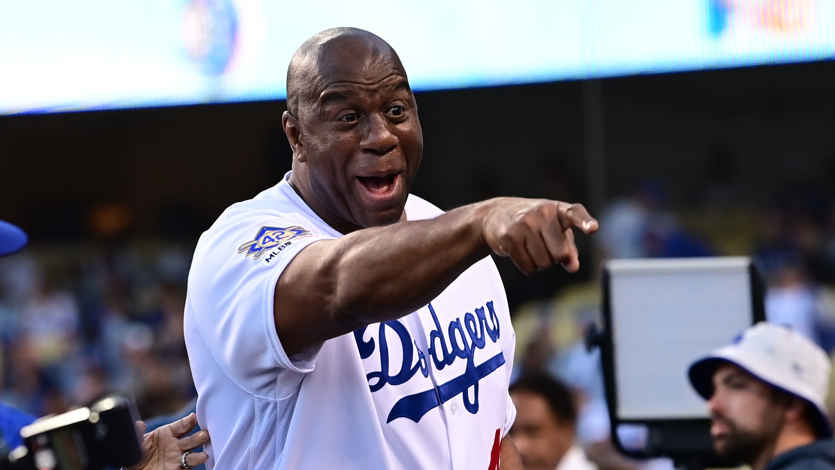 Report: Magic Johnson joins Josh Harris' bid for Commanders