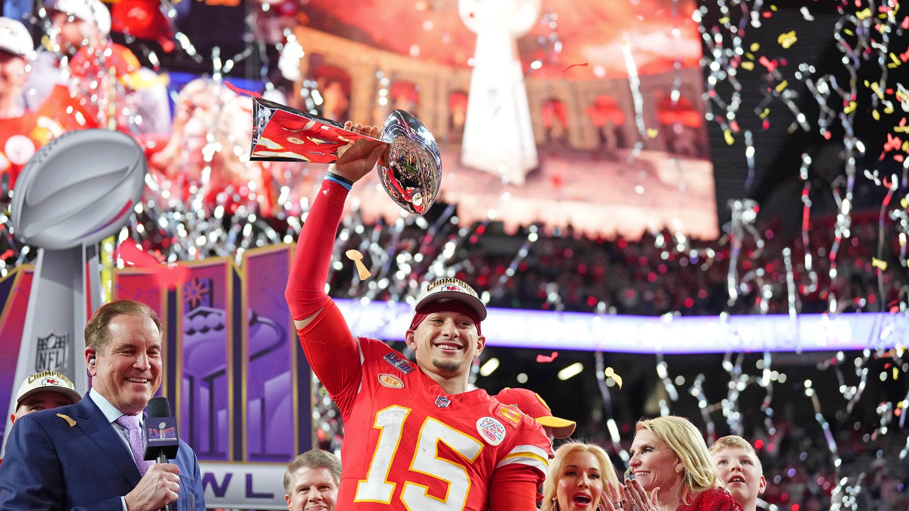 Super Bowl reaction: Patriots dynasty ‘could be in jeopardy’ as Chiefs win again