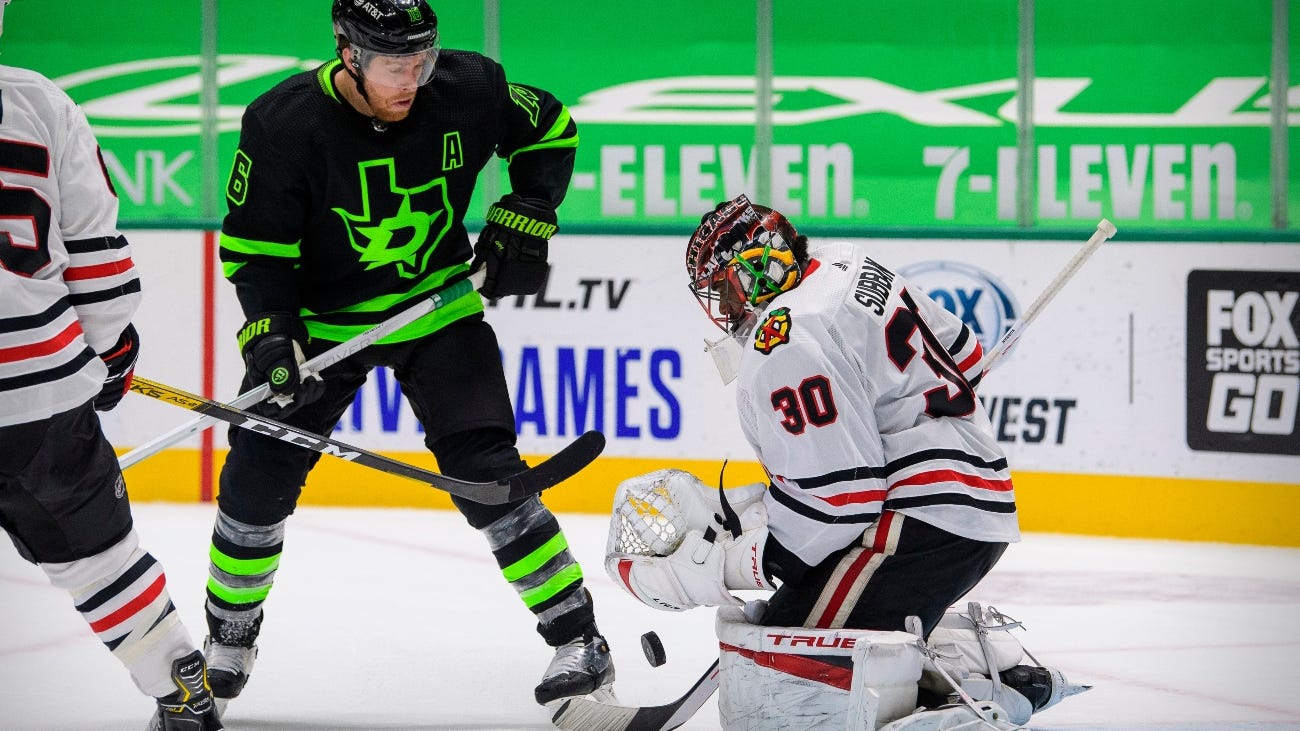 Blackhawks beat Stars in overtime, 2-1