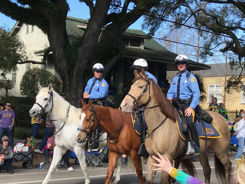 City extends deadline for krewes to find police officers