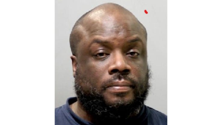 Woman pregnant with twins held against will, set on fire by boyfriend in Detroit basement: police