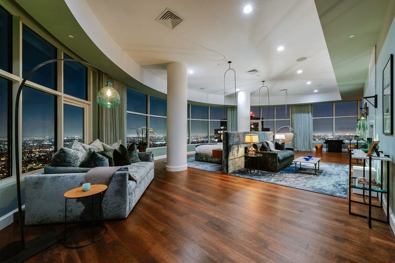 Matthew Perry apartment 