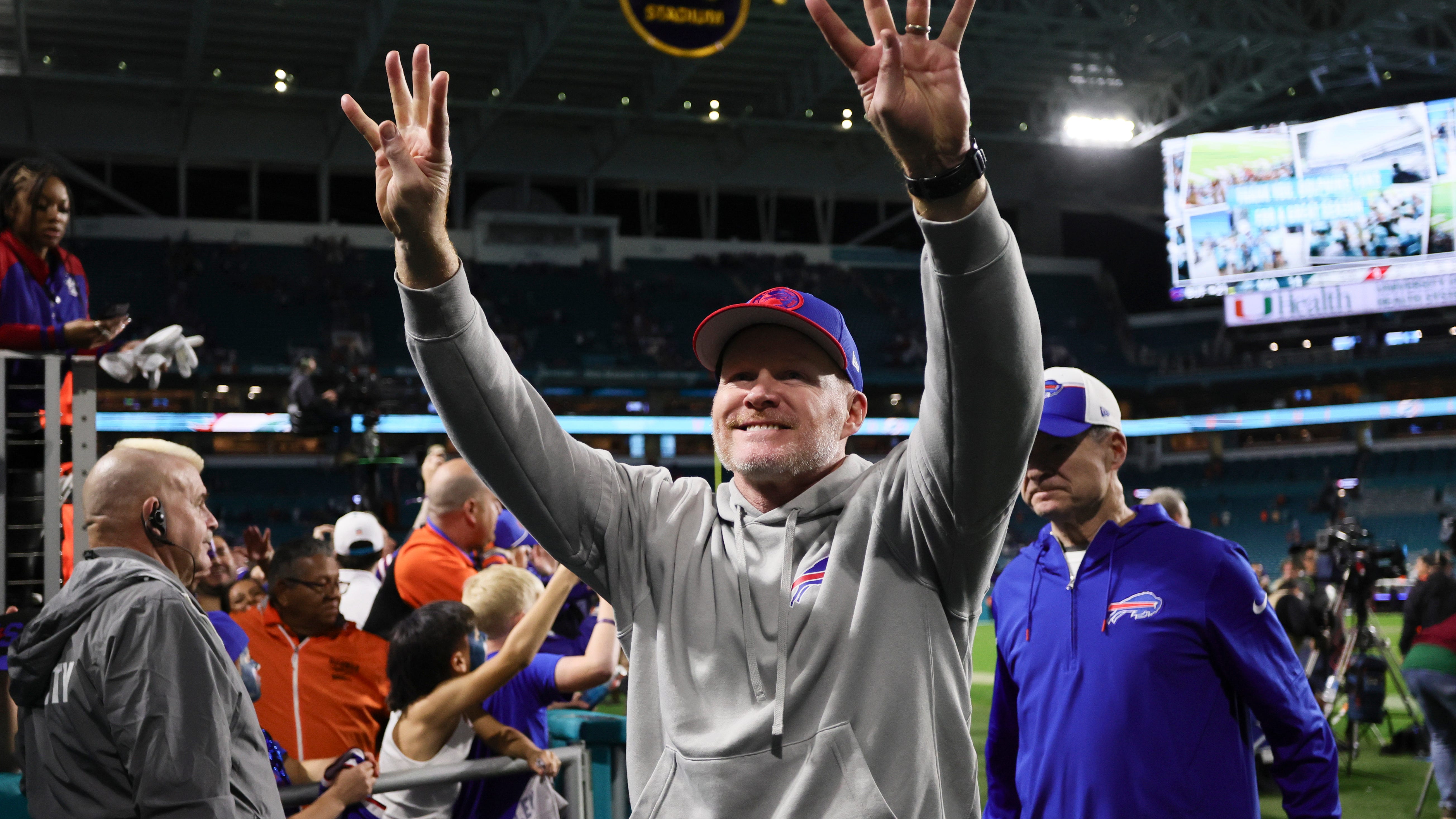 Capaccio: Arrow Up/Arrow Down: Bills at Dolphins
