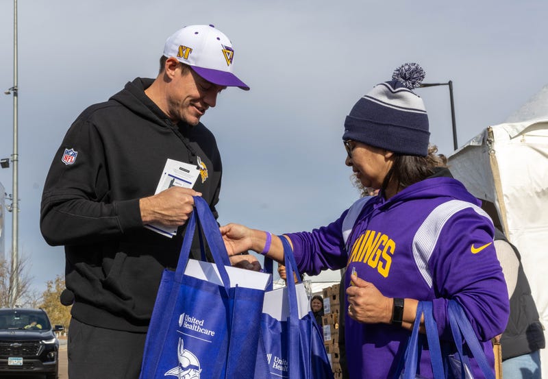 Vikings, Kevin O'Connell, Thanksgiving