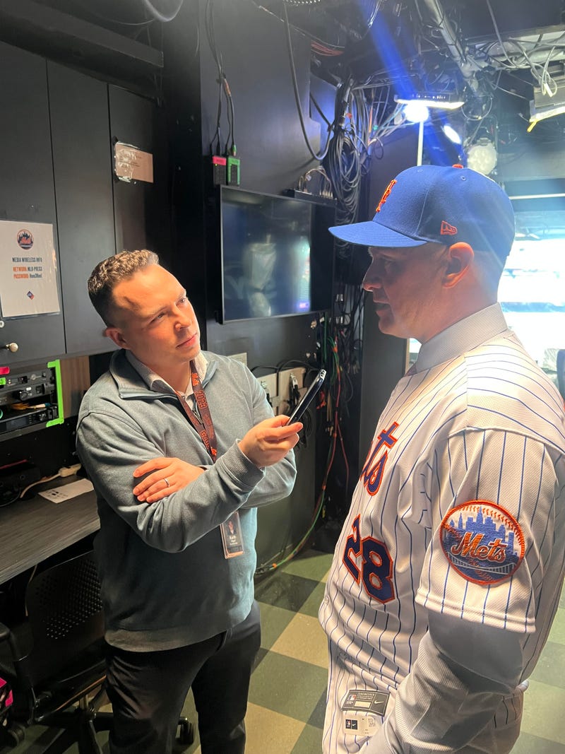 Mets broadcaster Keith Raad interviews Mets manager Carlos Mendoza at Citi Field on Nov. 14, 2023, after he was introduced as the team's new manager.