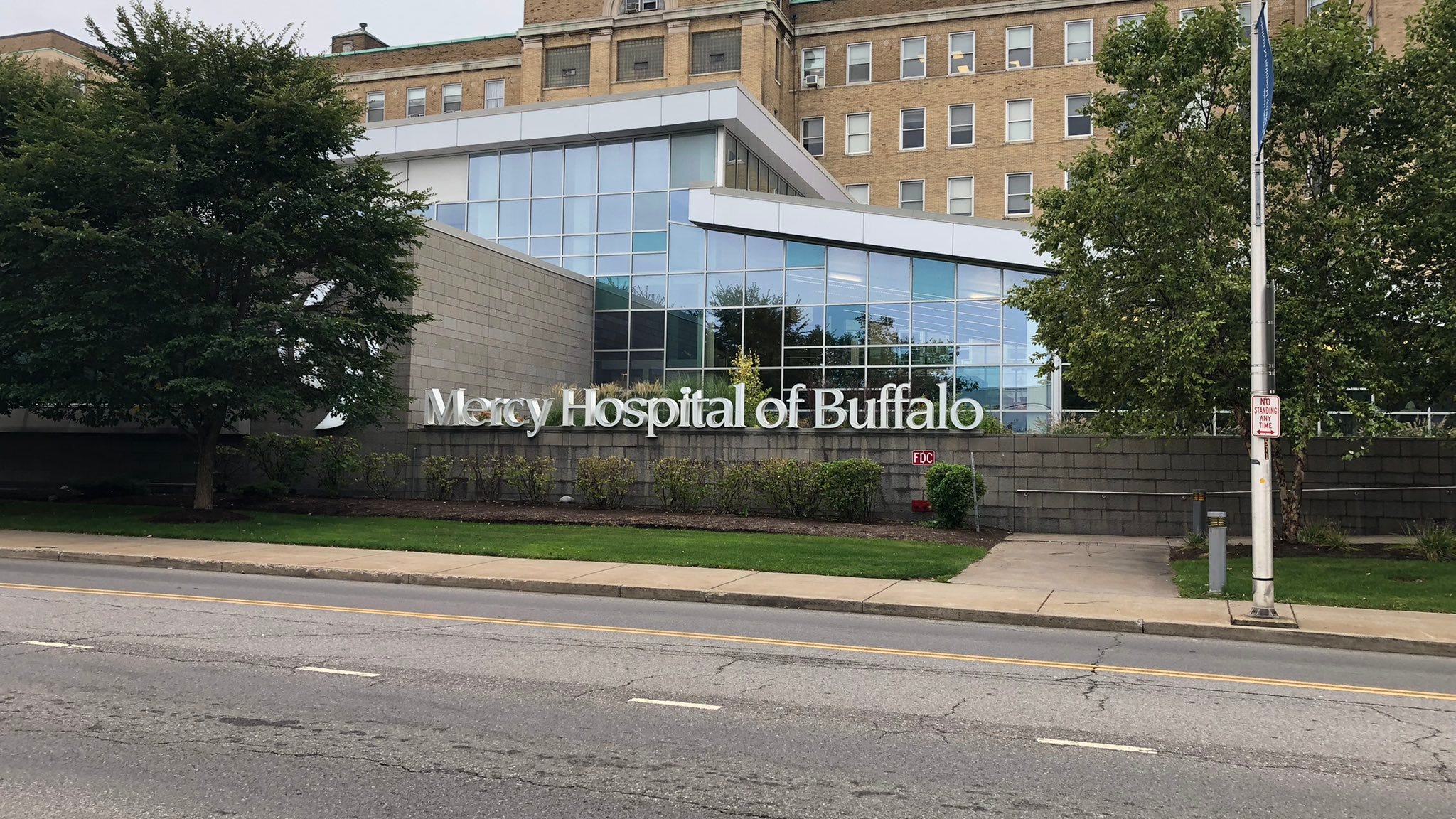 ANALYSIS: Still no deal reached between Catholic Health and Mercy Hospital union as clock ticks towards midnight deadline