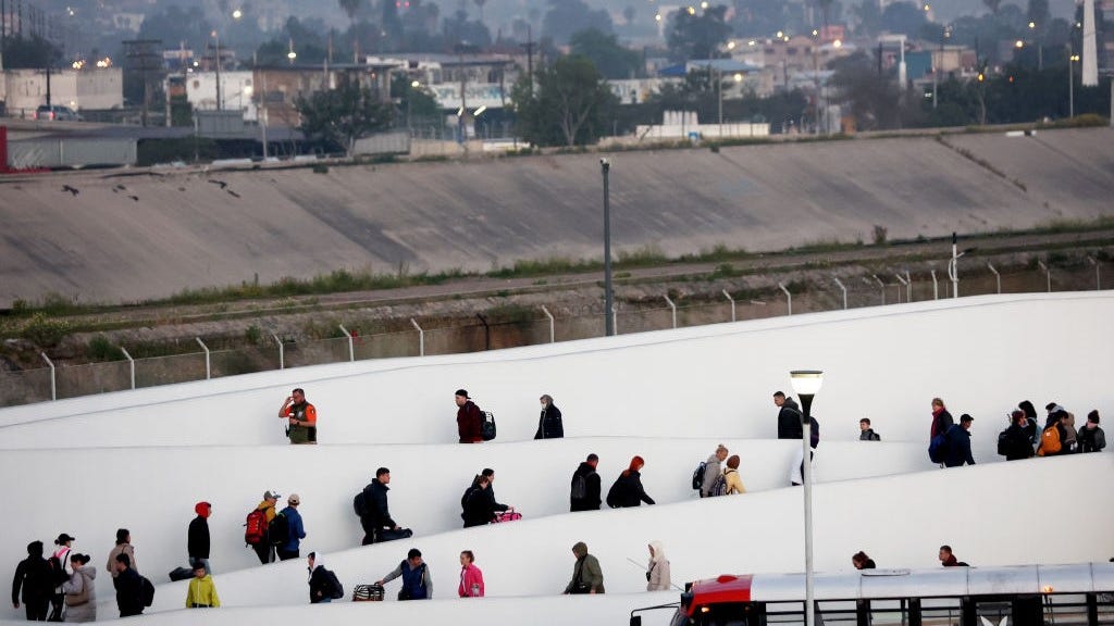 20,000 Ukrainians have entered the US via the Mexican border