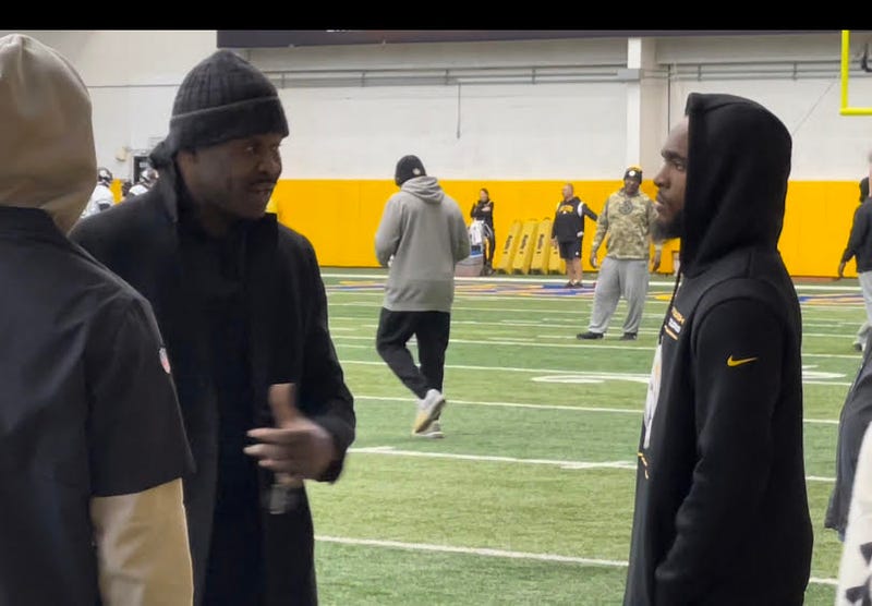 Michael Irvin and Diontae Johnson at Steelers practice