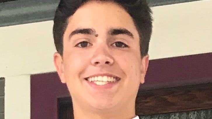 18-year-old La Grange college student dies after battle with COVID-19