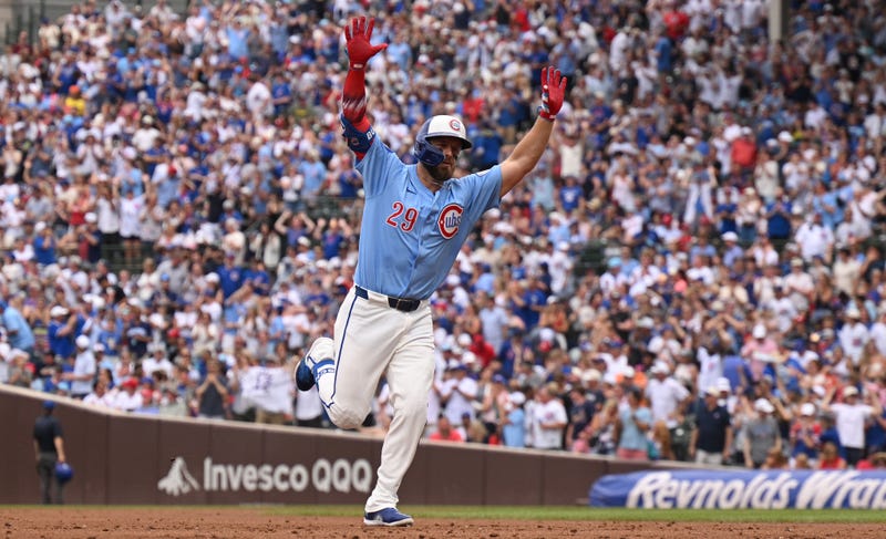 Cubs first baseman Michael Busch