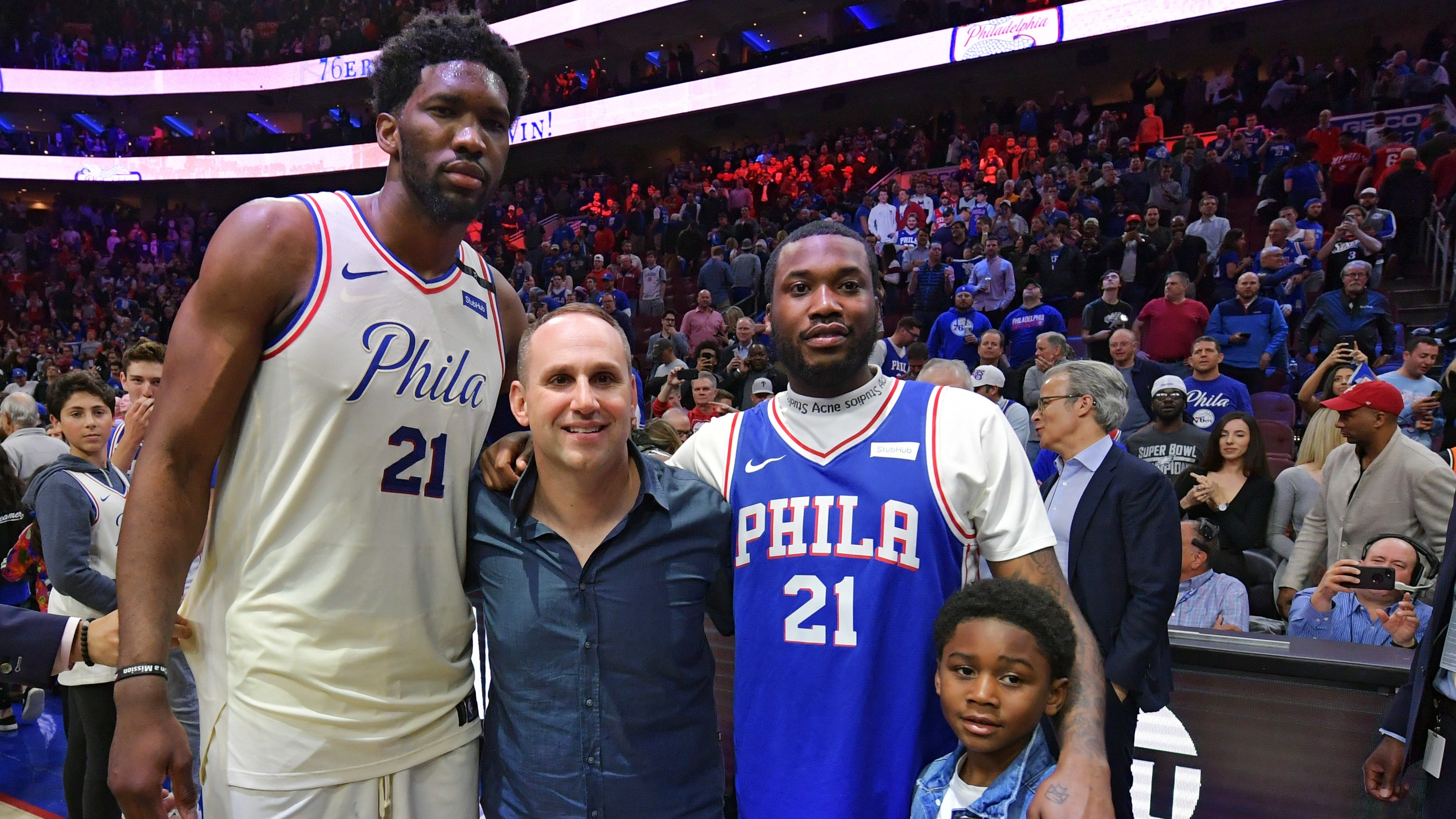 76ers owner Michael Rubin 'sadly' sells his stake back to team