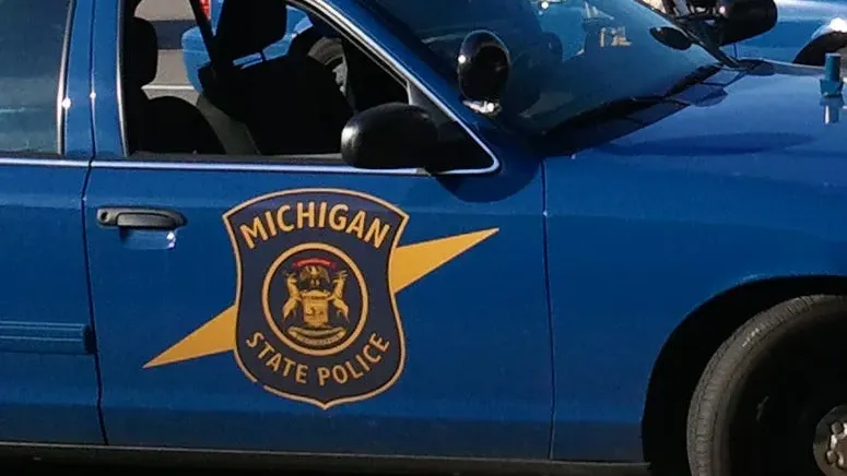 Man shot, hospitalized after exchanging words with another driver on Southfield Freeway in Detroit
