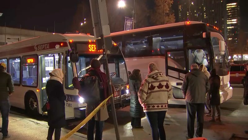 Philadelphia welcomes 6th bus carrying migrants