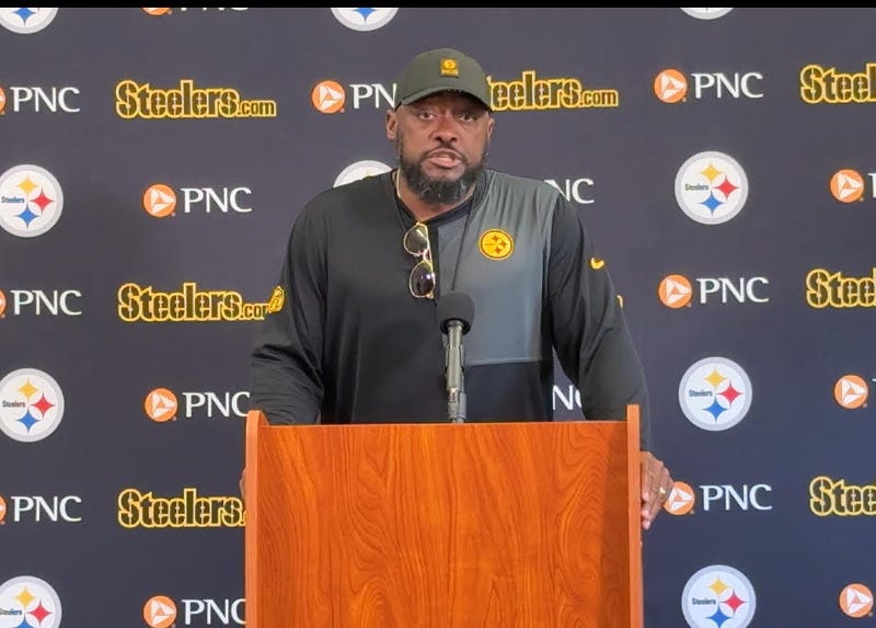 Mike Tomlin at podium