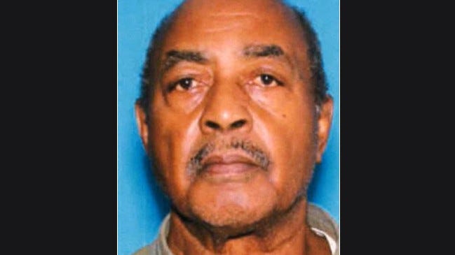 Police searching for missing 76-year-old Detroit man