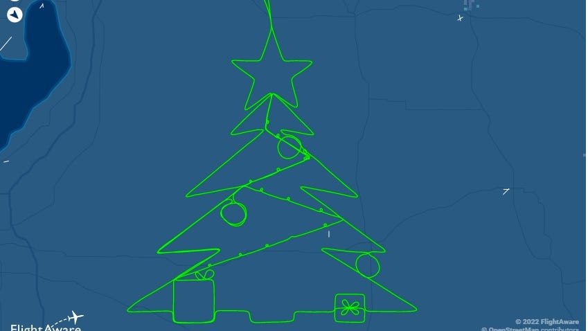 Florida pilot draws Christmas tree – with plane