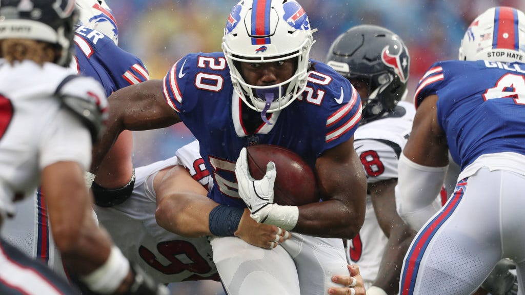 Capaccio: Arrow Up/Arrow Down: Texans at Bills