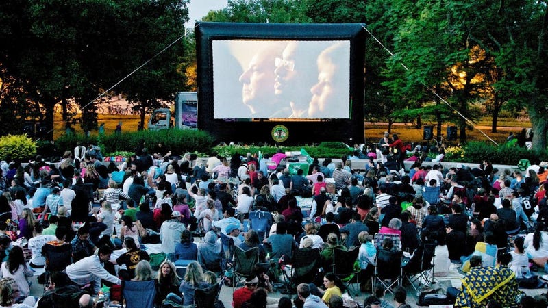 Chicago Onscreen brings the finest Chicago-made films to parks across the city for the 12th year.