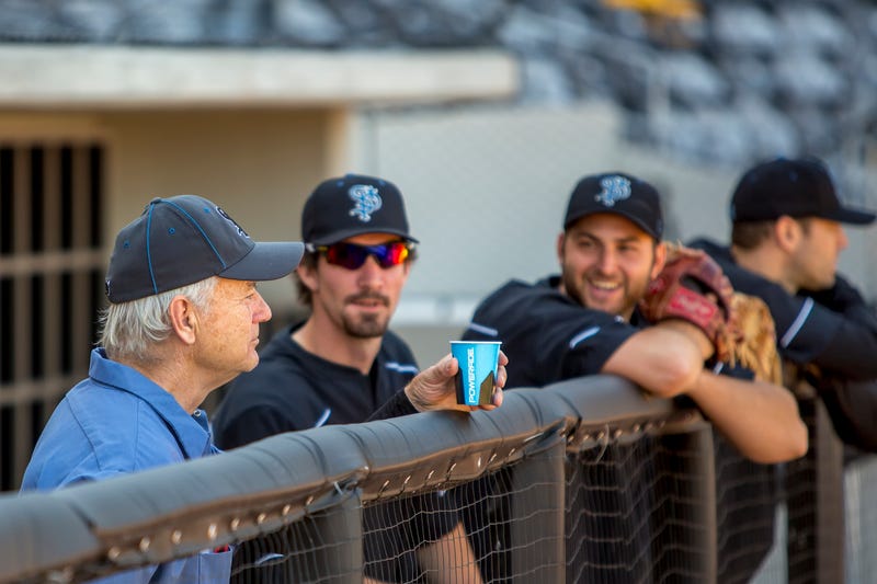 Bill Murray with members of the St. Paul Saints.