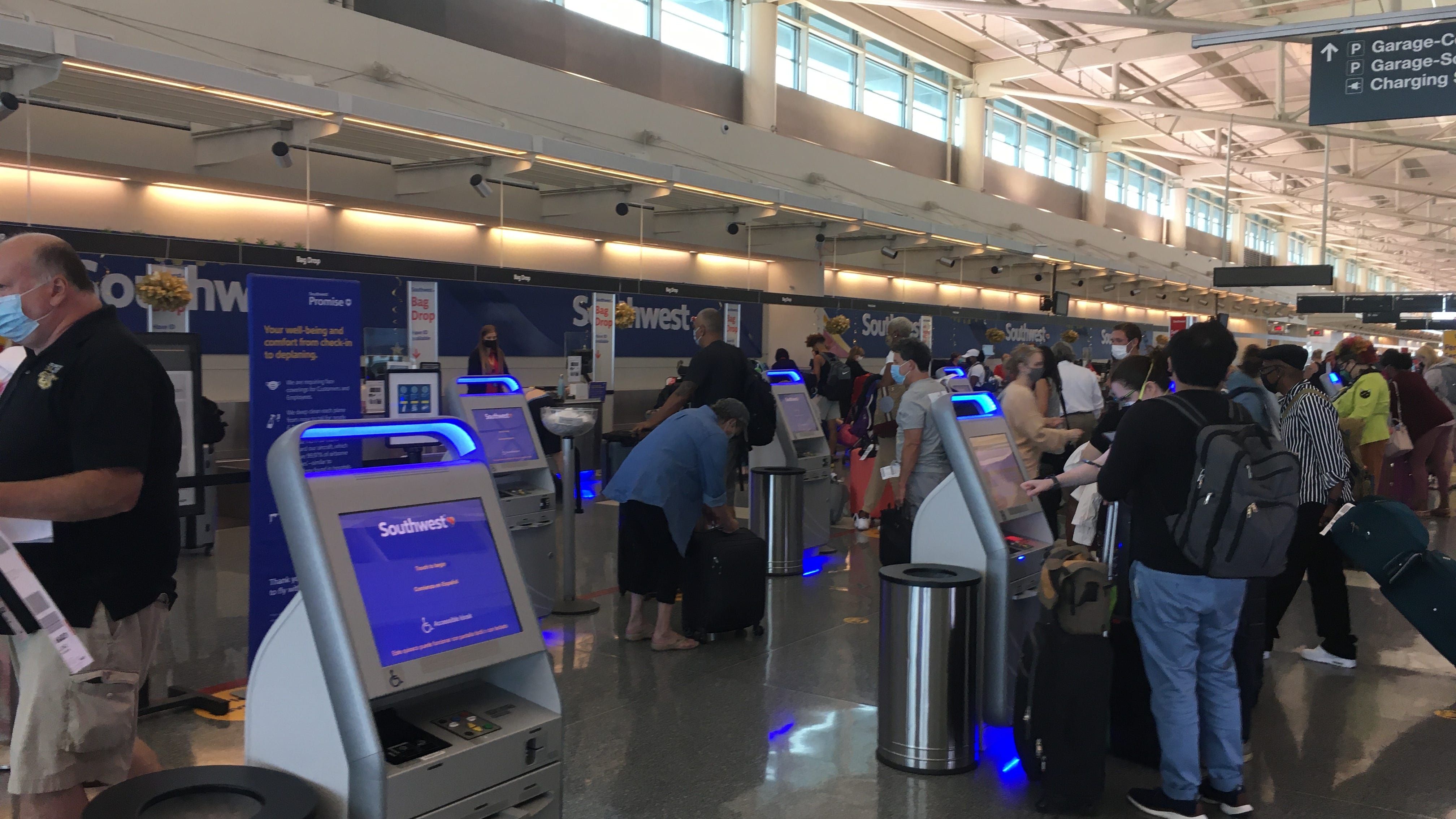 Midway, O'Hare are bustling again, at the start of the holiday weekend