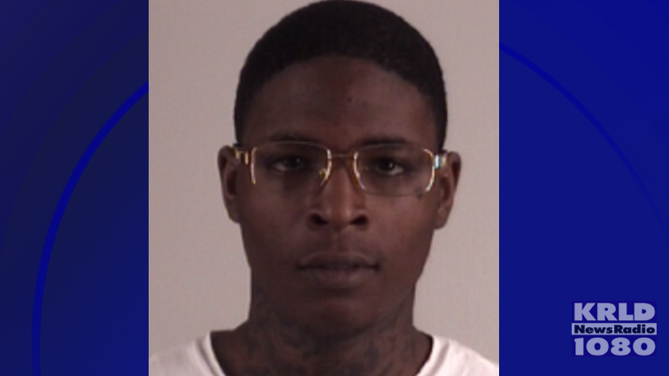 Man arrested, accused in three Tarrant County murders
