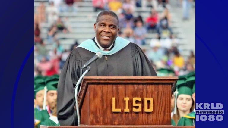 Longview High School principal dies from a heart attack at age 65