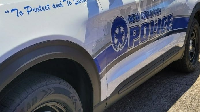 Juvenile escapee sought after threatening woman with gun