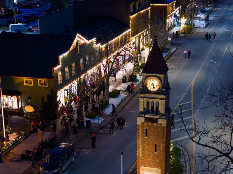 Visitors flock to Niagara-on-the-Lake during the holidays.