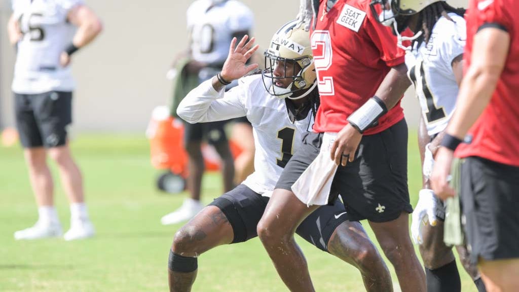 On Saints QBs hitting deep and more at stormy camp practice | Hoss, Hebert & Garic