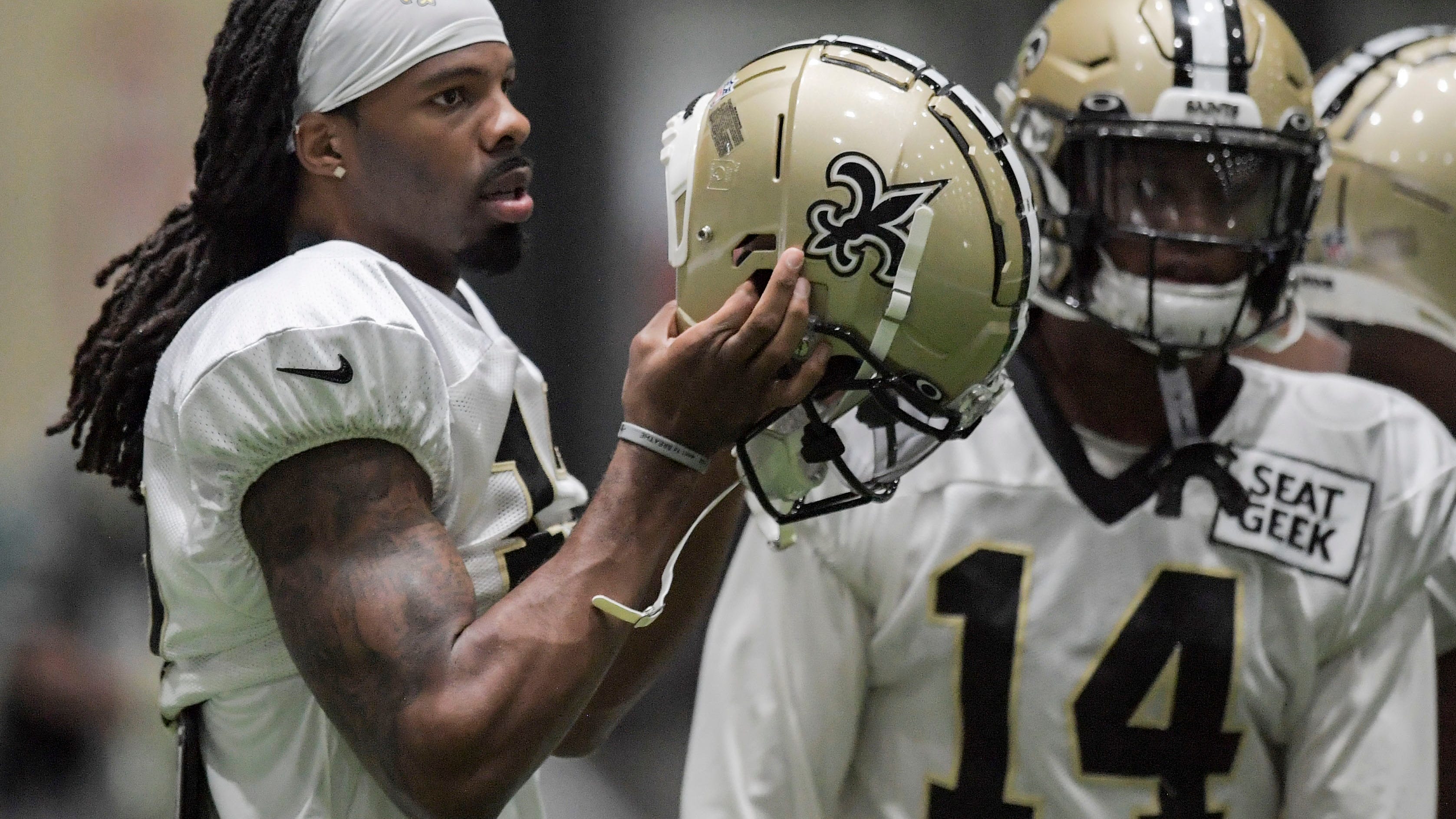 Saints camp takeaways (Aug. 18): A good look for Kevin White, defense hard on QBs