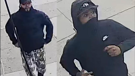VIDEO: Man inside Manhattan park bathroom robbed of chain, wallet