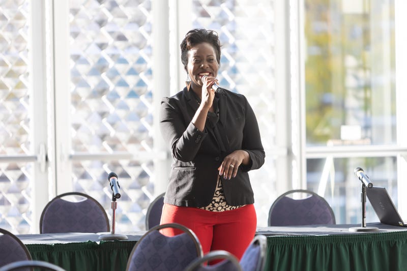 Naimah Wade speaking at 2022's Detroit Digital Inclusion Week