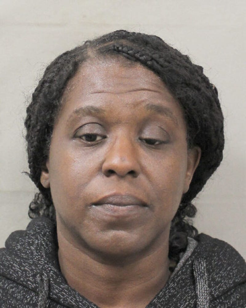 Chalmette woman charged with stealing nearly $6K of rent from apartment complex