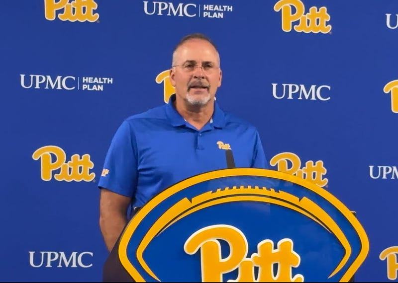 Pat Narduzzi at news conference