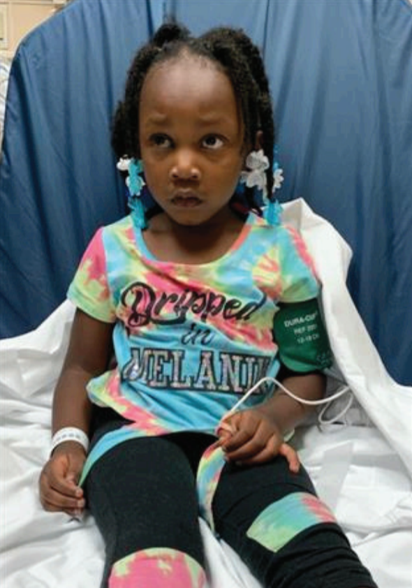 Police seek family of 4-year-old girl found on West Side