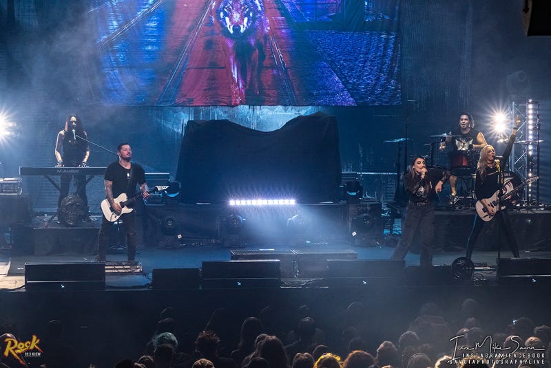 Nita Strauss - Moore Theatre - Seattle, WA 2.25.25