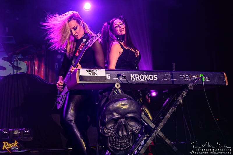 Nita Strauss - Showbox - Seattle, WA 12.3.23