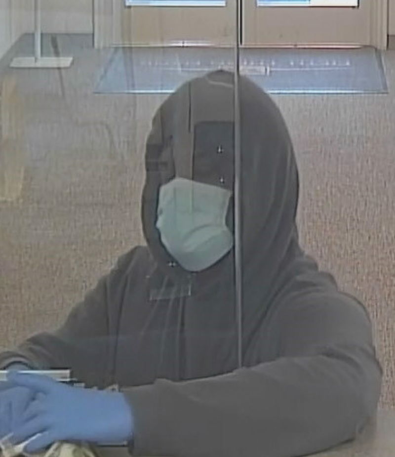 FBI searching for man who robbed Northbrook bank