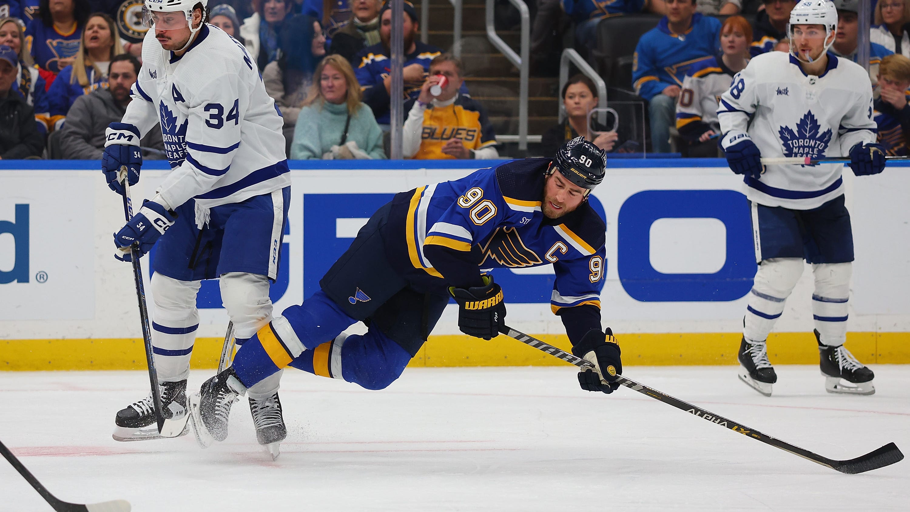 Blues trade Ryan O'Reilly to Maple Leafs in three-way trade