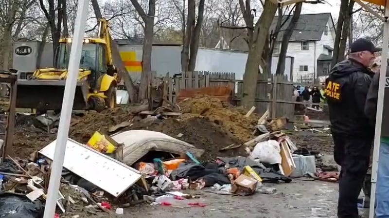 Police dig near abandoned Pontiac home after receiving tip of possible dead body