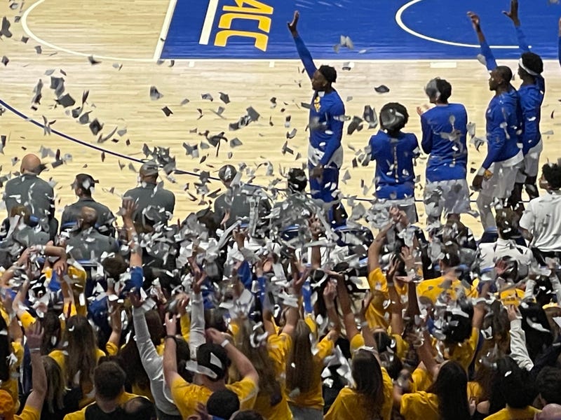 Oakland Zoo celebrates first Pitt bucket