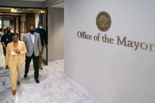 Fourteen candidates have qualified to run for the office of mayor in Atlanta.