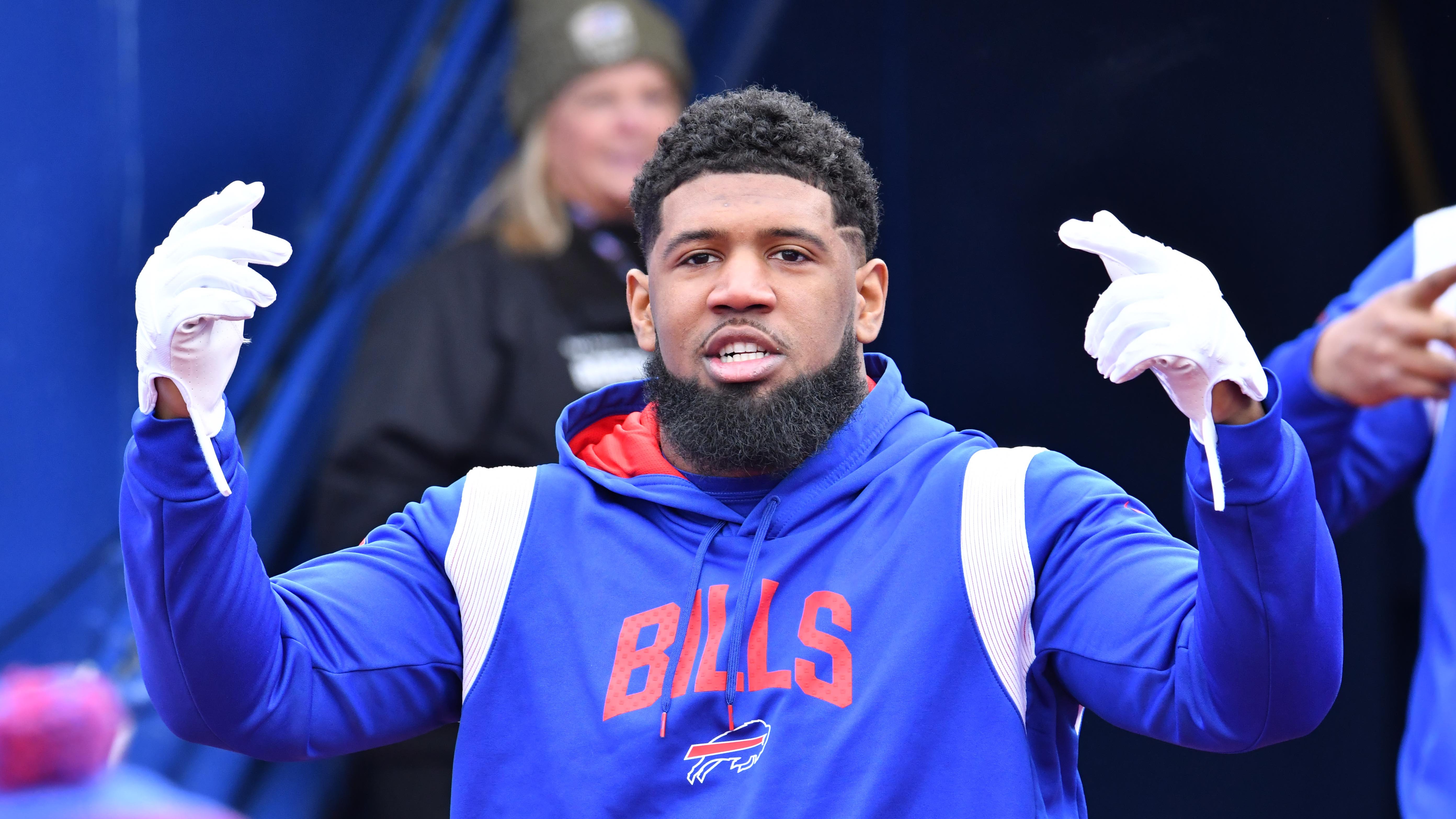 Bills sign defensive tackle Ed Oliver to four-year contract extension