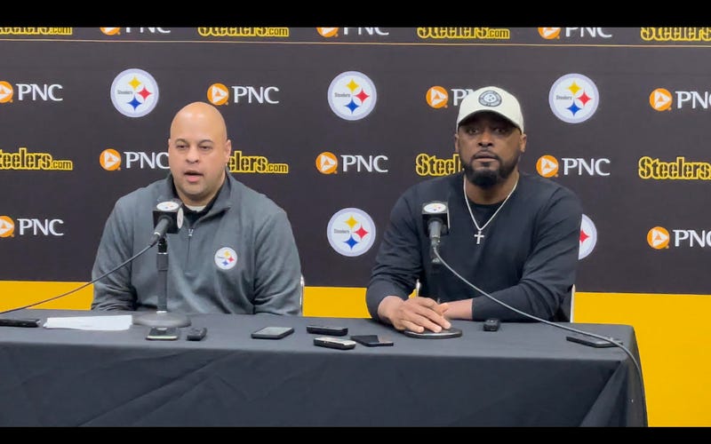 Omar Khan and Mike Tomlin at podium