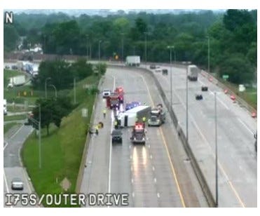 Overturned semi on I-75