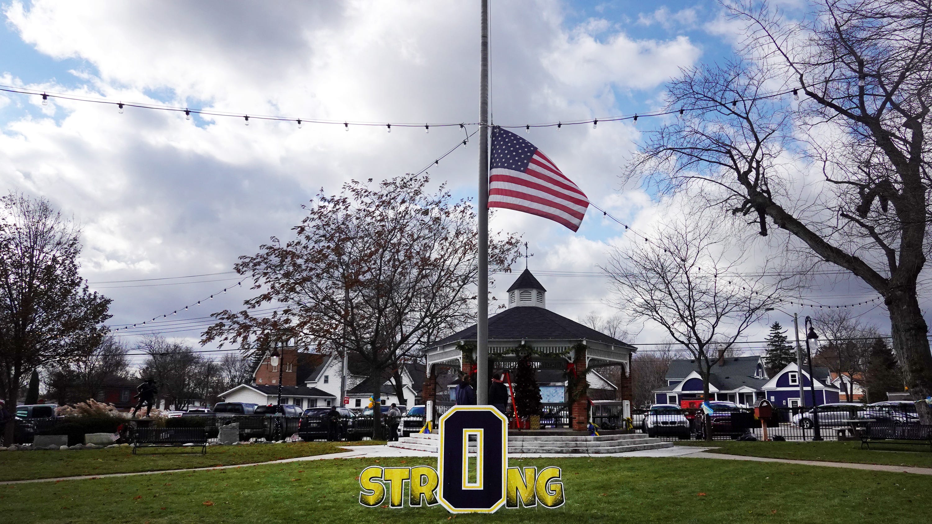 New lawsuit filed against Oxford shooter's parents, school teachers, counselors