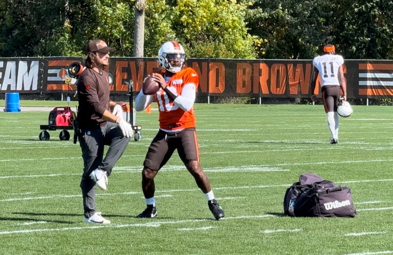 Browns quarterback P.J. Walker throws at practice leading up to Sunday's game against the 49ers